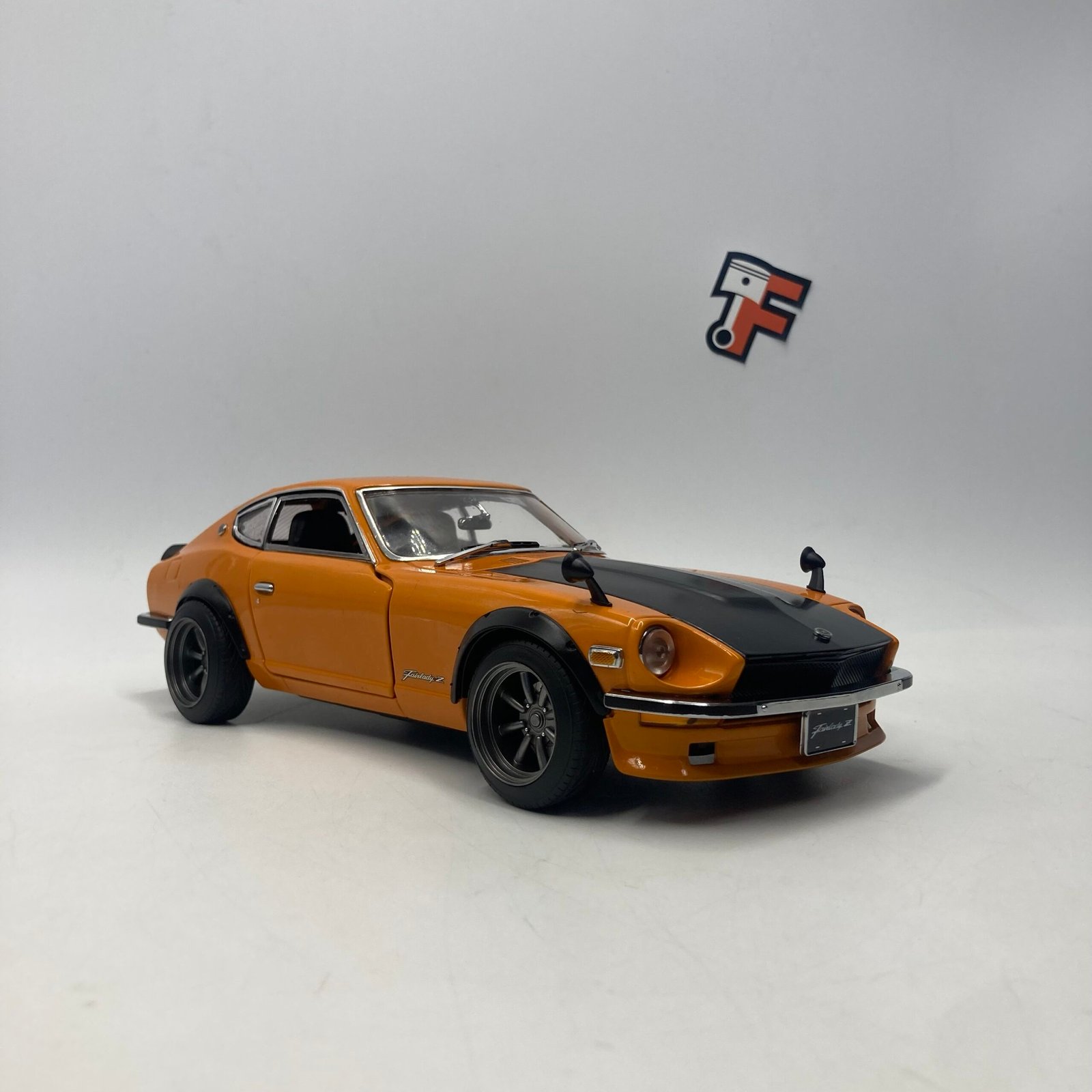 Miniature Datsun/Nissan 1971 Fairlady Z S30 Orange vendue en Suisse