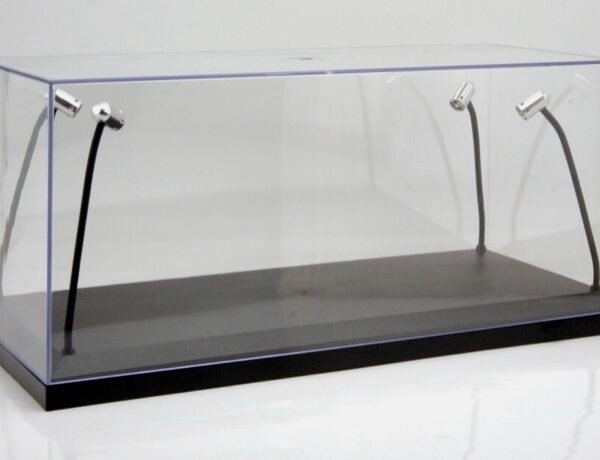 Cloche transparente 1/18 avec éclairage LED vendue en Suisse