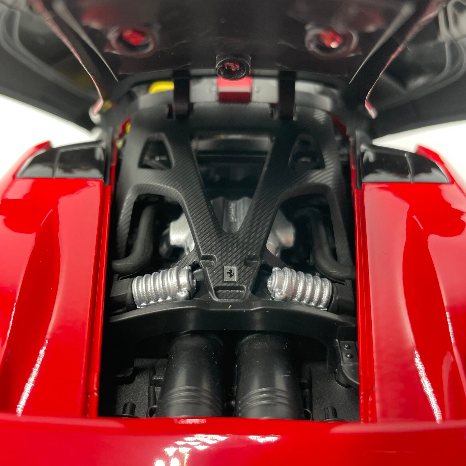 Ferrari F80 Red – Image 11