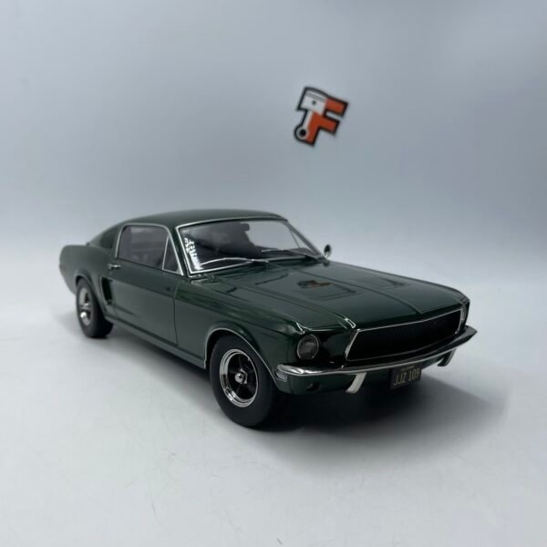 Miniature Ford Mustang GT Fastback 1968 KKscale 1/18 vendue en Suisse