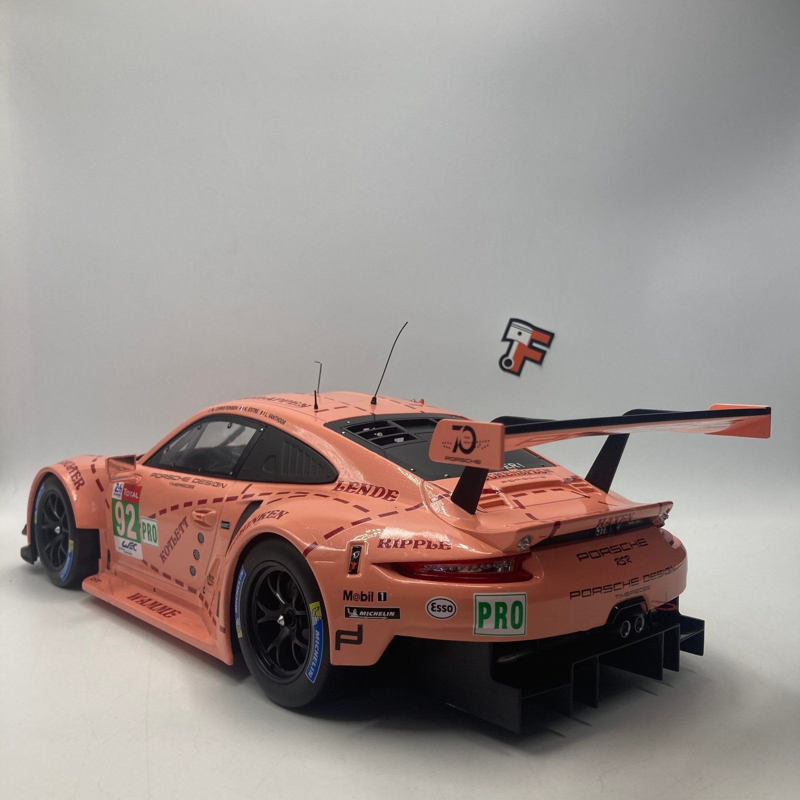 Miniature Porsche 911 991 RSR #92 24H Le Mans 2018 1/12 vendue en Suisse