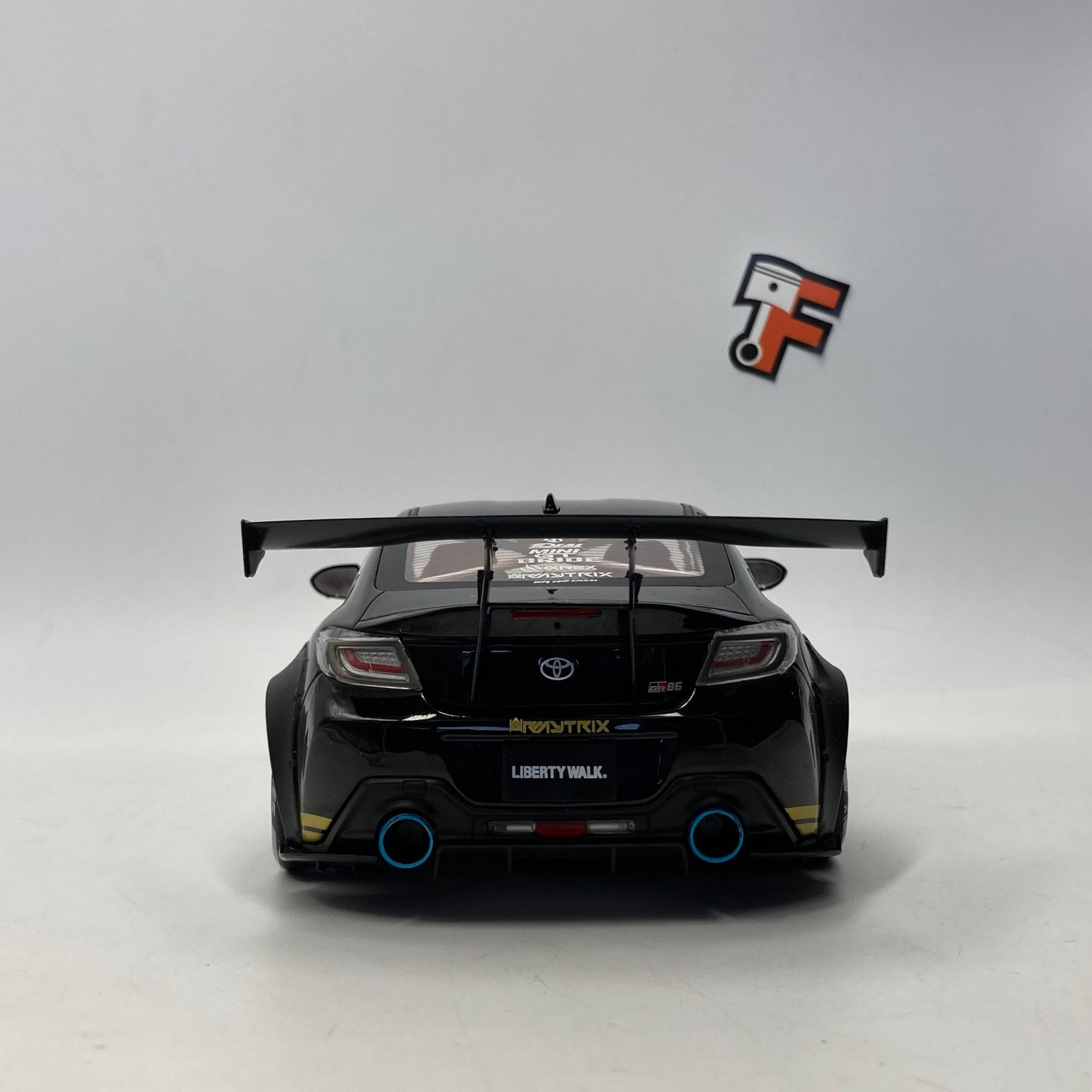 Toyota GR86 With Liberty Walk Body Kit – Image 6