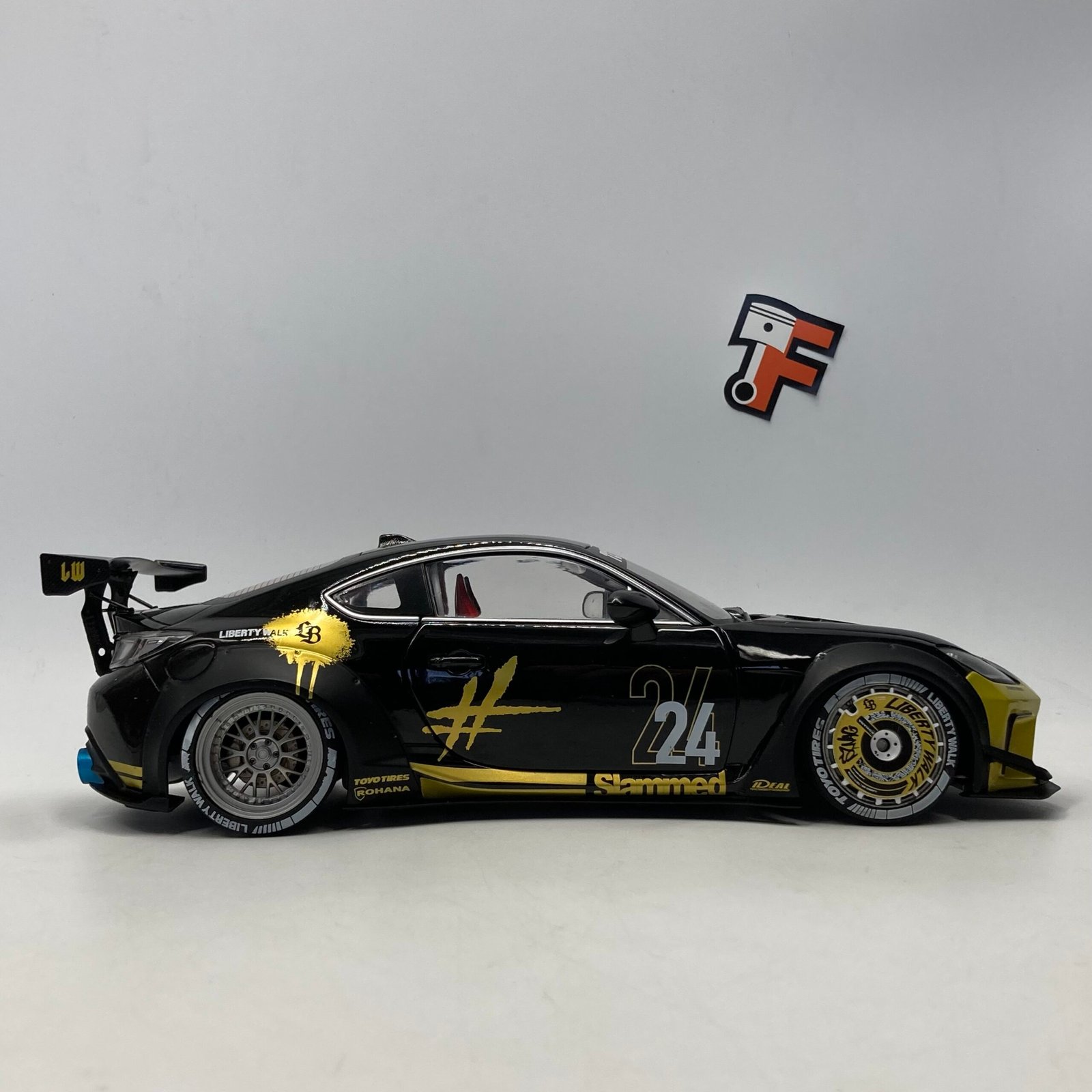 Toyota GR86 With Liberty Walk Body Kit – Image 8