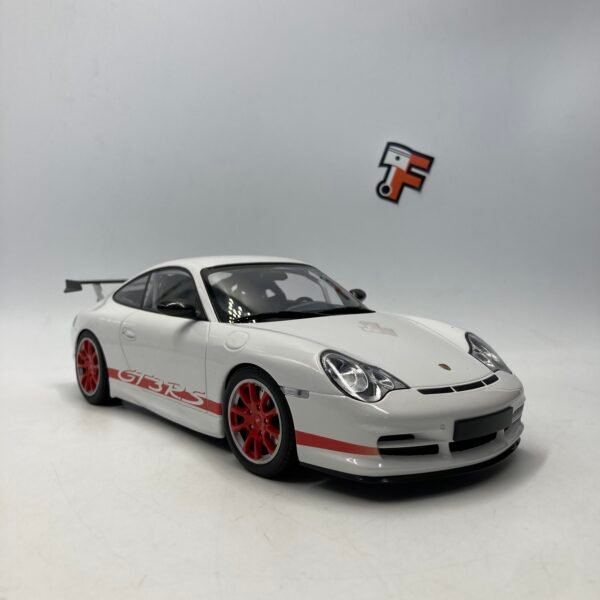 Miniature Porsche 911 GT3 RS 2002 série limitée 660 exemplaires échelle 1/18 vendue en Suisse