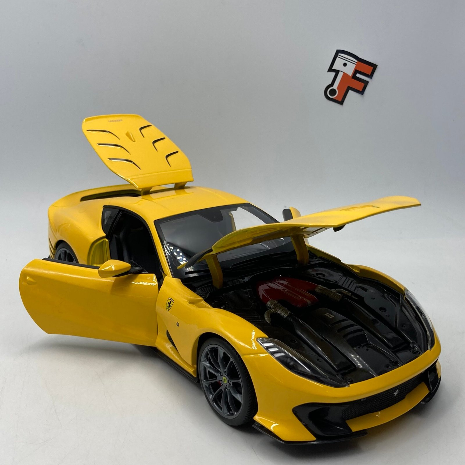 Ferrari 812 Competizione Yellow – Image 13
