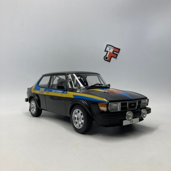 Miniature Saab 99 noire échelle 1/18 vendue en Suisse
