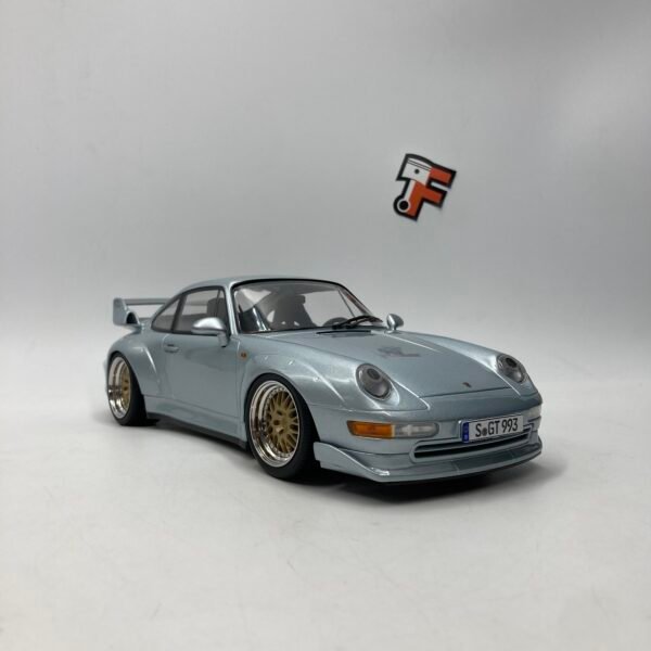 Miniature Porsche 911 993 GT2 1996 jantes dorées 1/18 vendue en Suisse