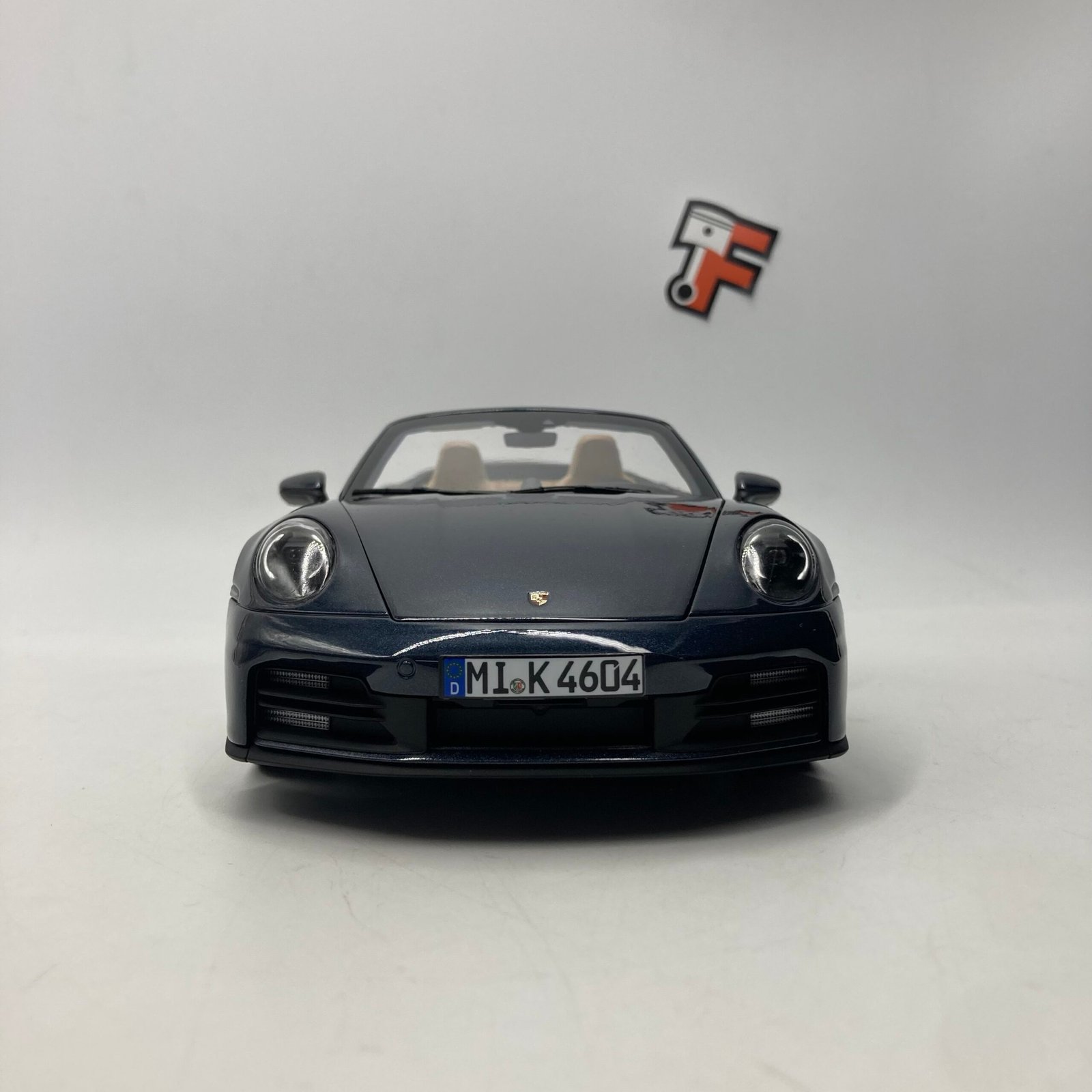 Porsche 911 992.2 Carrera S Cabriolet 2025 Yachtingbluemetallic – Image 2