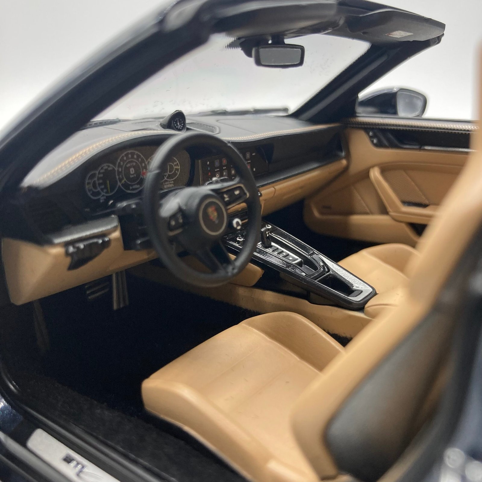 Porsche 911 992.2 Carrera S Cabriolet 2025 Yachtingbluemetallic – Image 9
