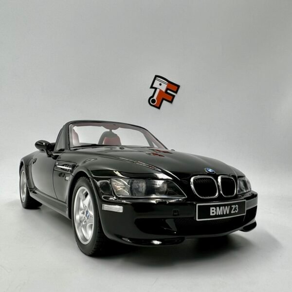 Miniature BMW Z3 M Roadster Cosmos Black 1999 OttOmobile 1/18 vendue en Suisse
