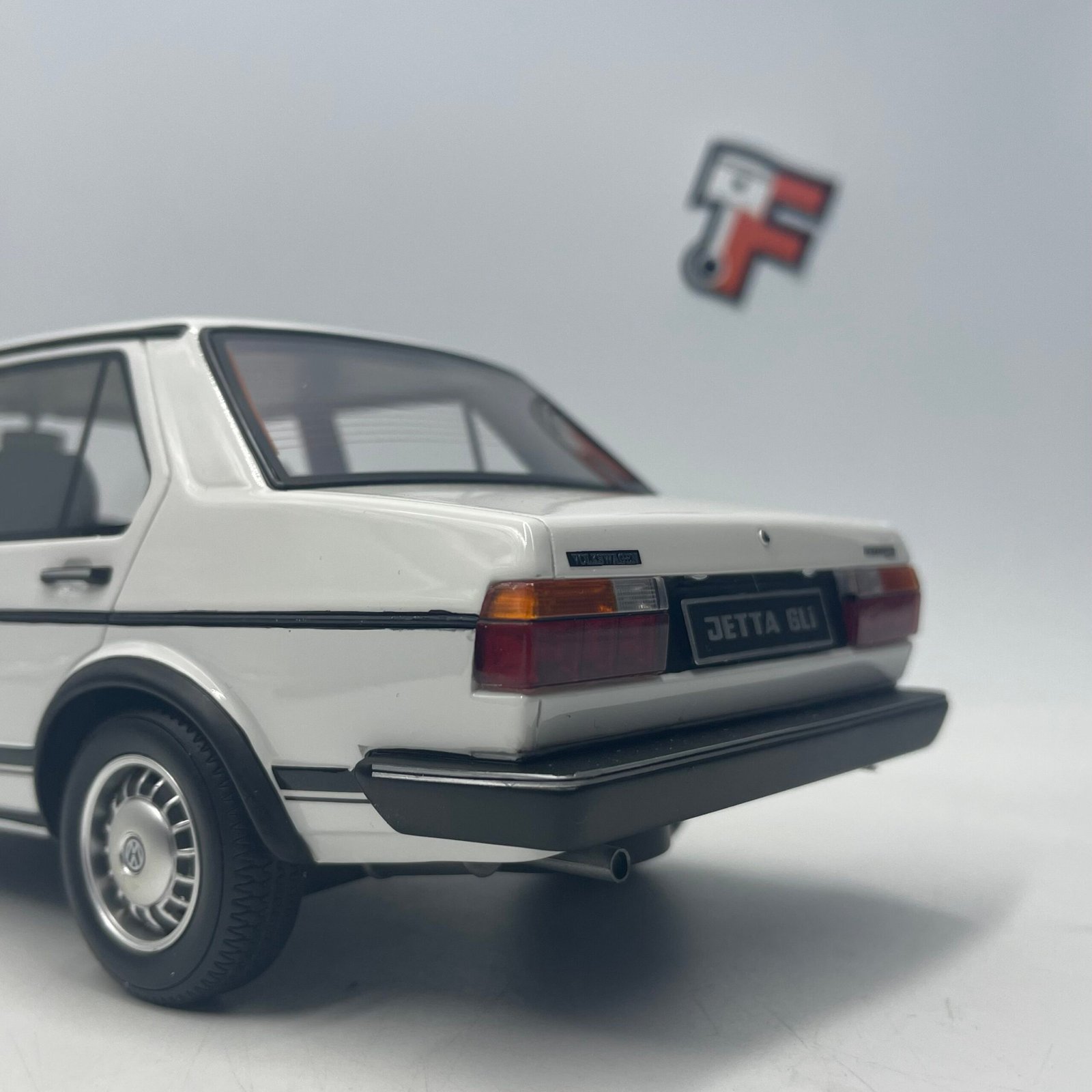 Volkswagen Jetta 1.8 GLI White – Image 11