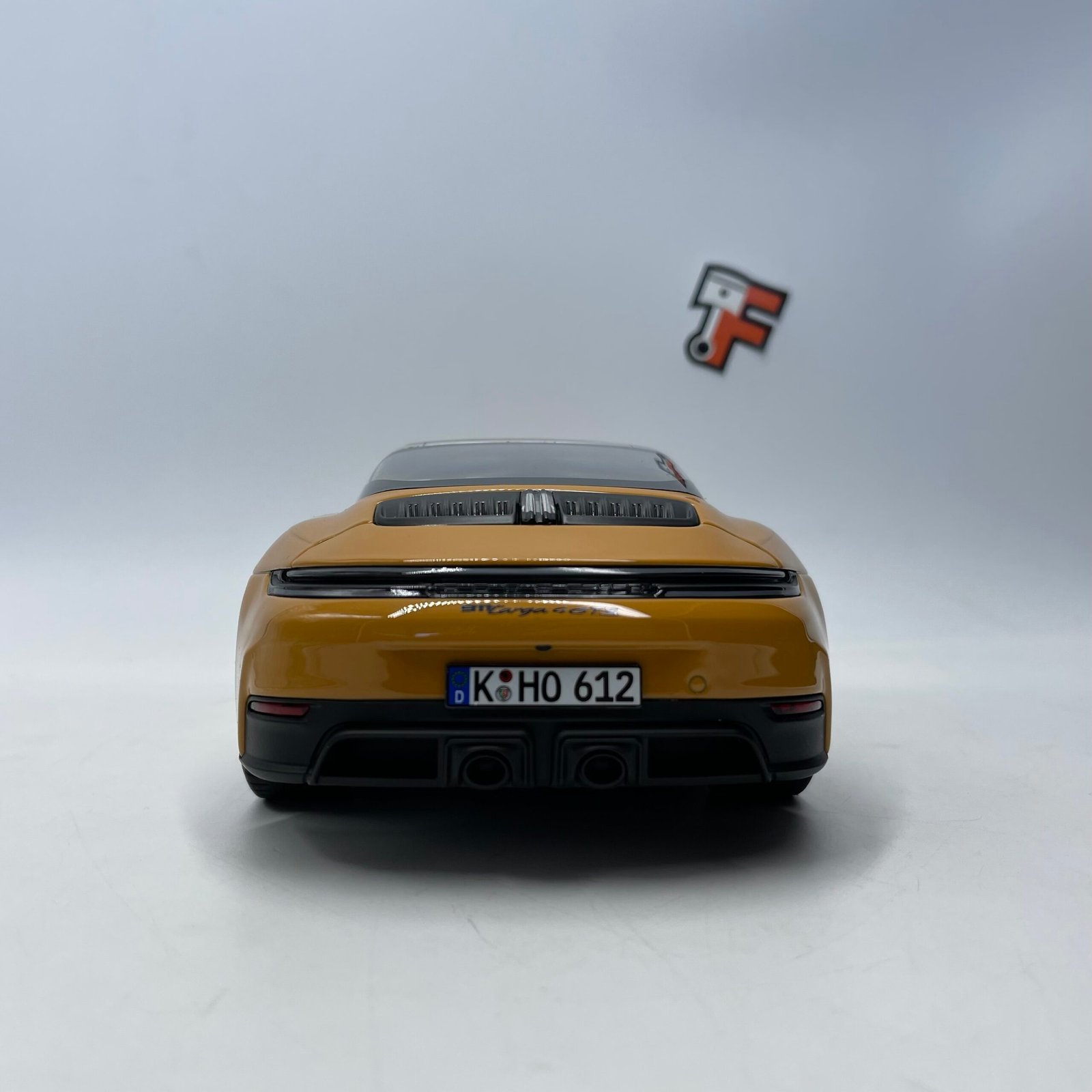 Porsche 911 Targa 4 GTS 2025 Bahamayellow – Image 6