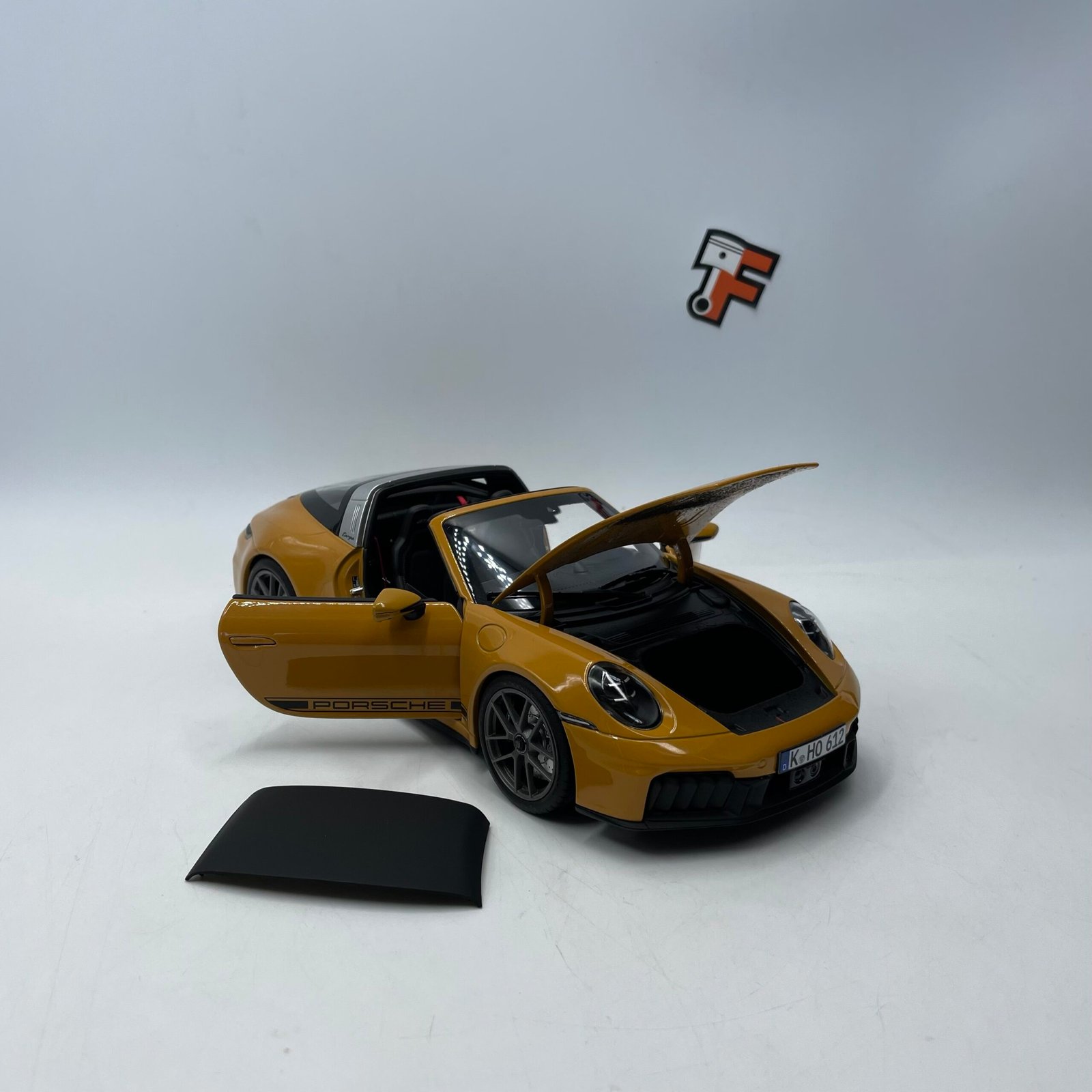 Porsche 911 Targa 4 GTS 2025 Bahamayellow – Image 12