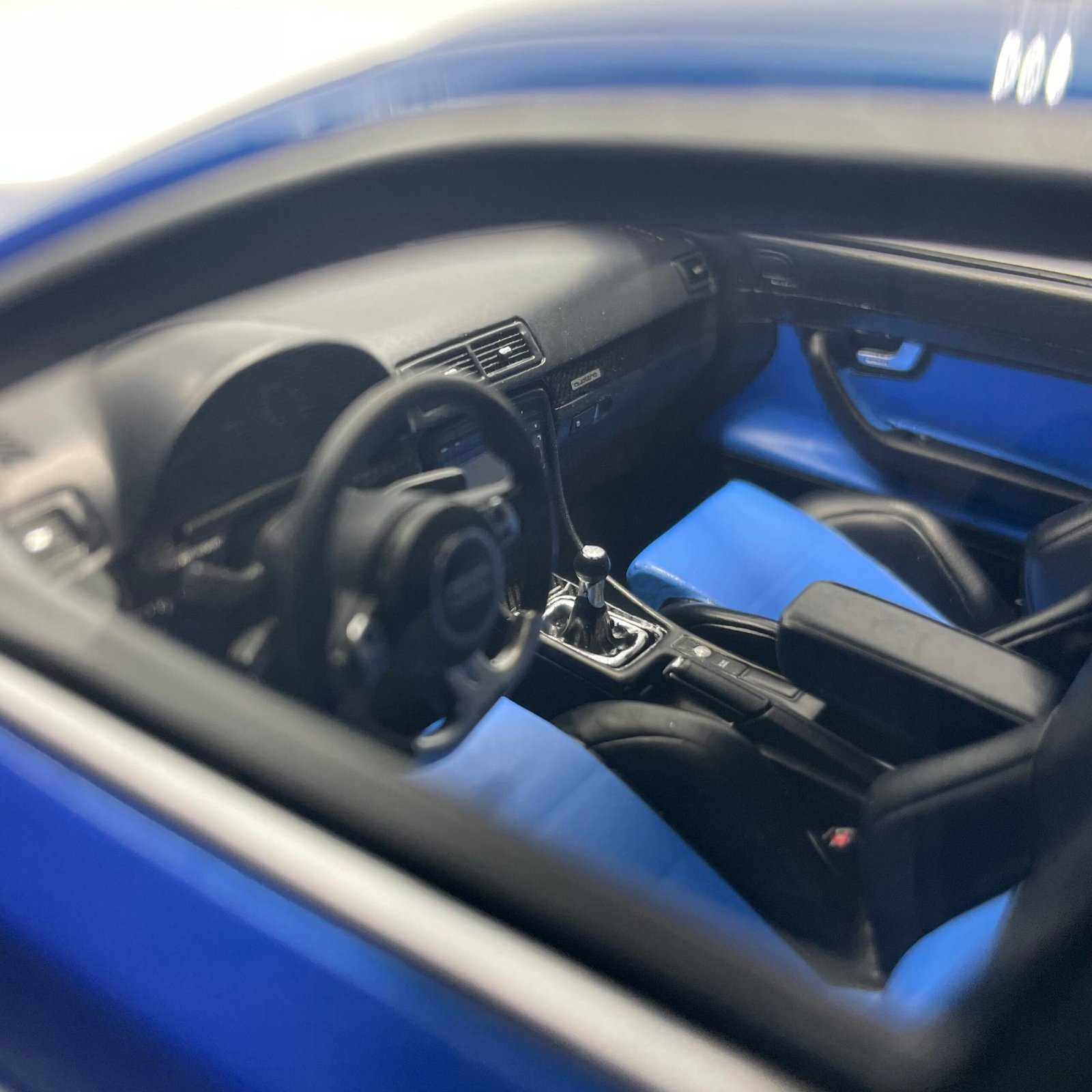 Audi RS4 B7 Sedan 2007 Sprint Blue – Image 9