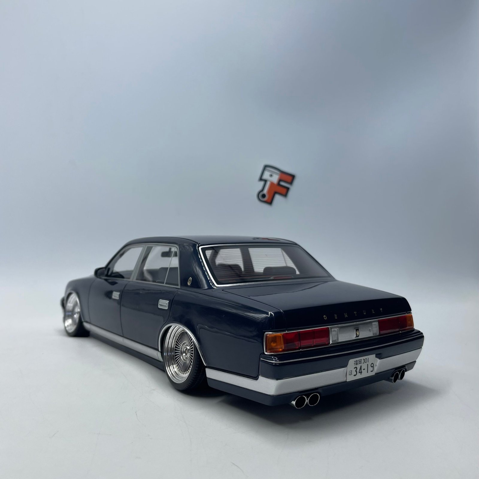 Toyota Century V12 Stance – Image 5