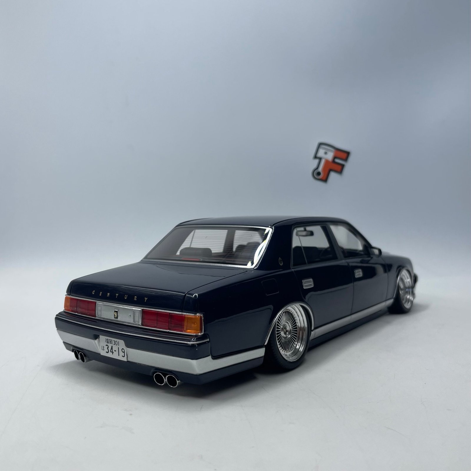 Toyota Century V12 Stance – Image 7