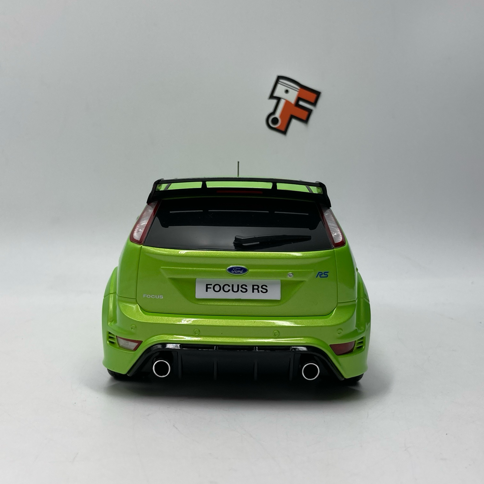 Ford Focus RS MK2 Ultimate Green Metallic 2009 – Image 6
