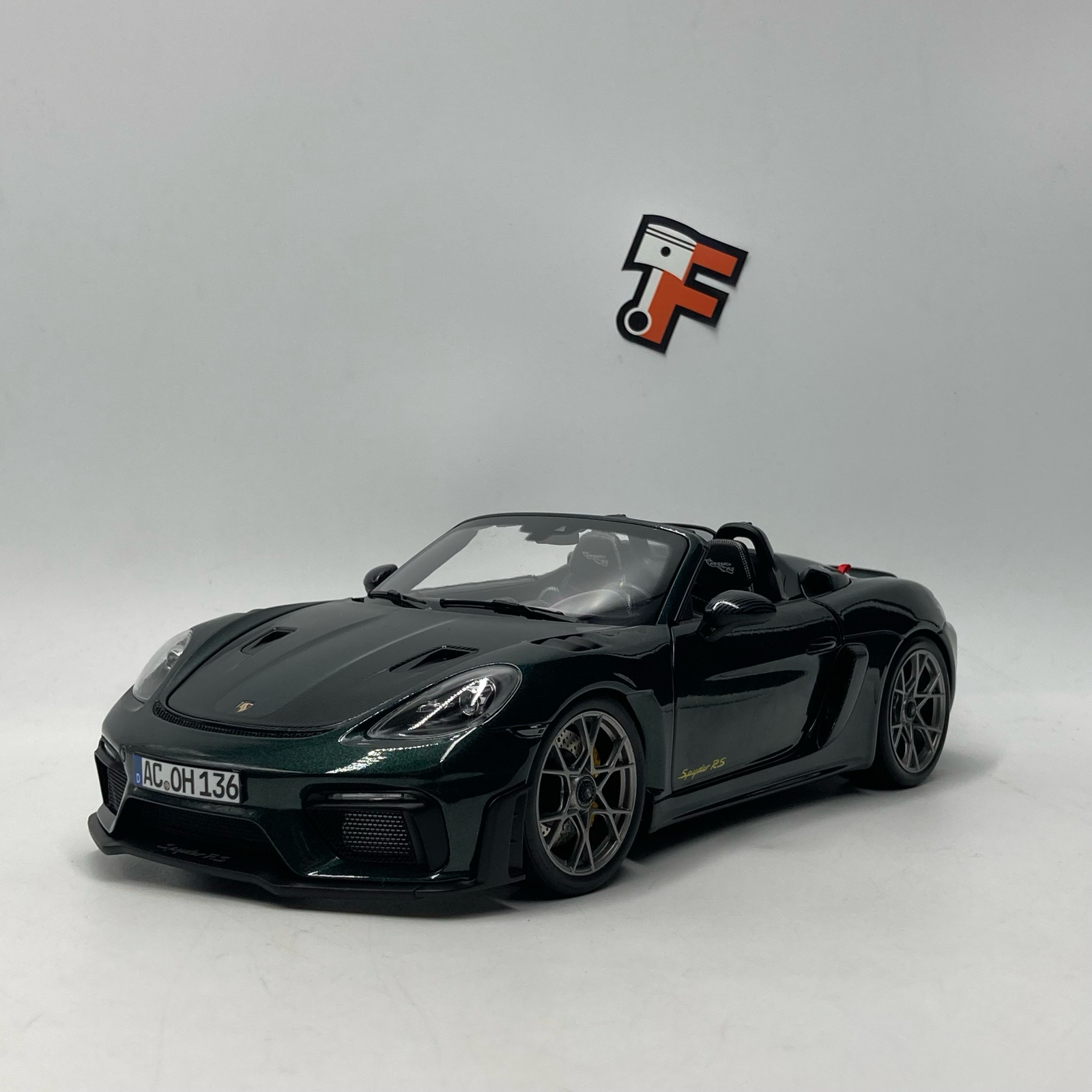 Porsche 718 Spyder RS 2023 Weissach Pack ForestGreen Metallic – Image 3