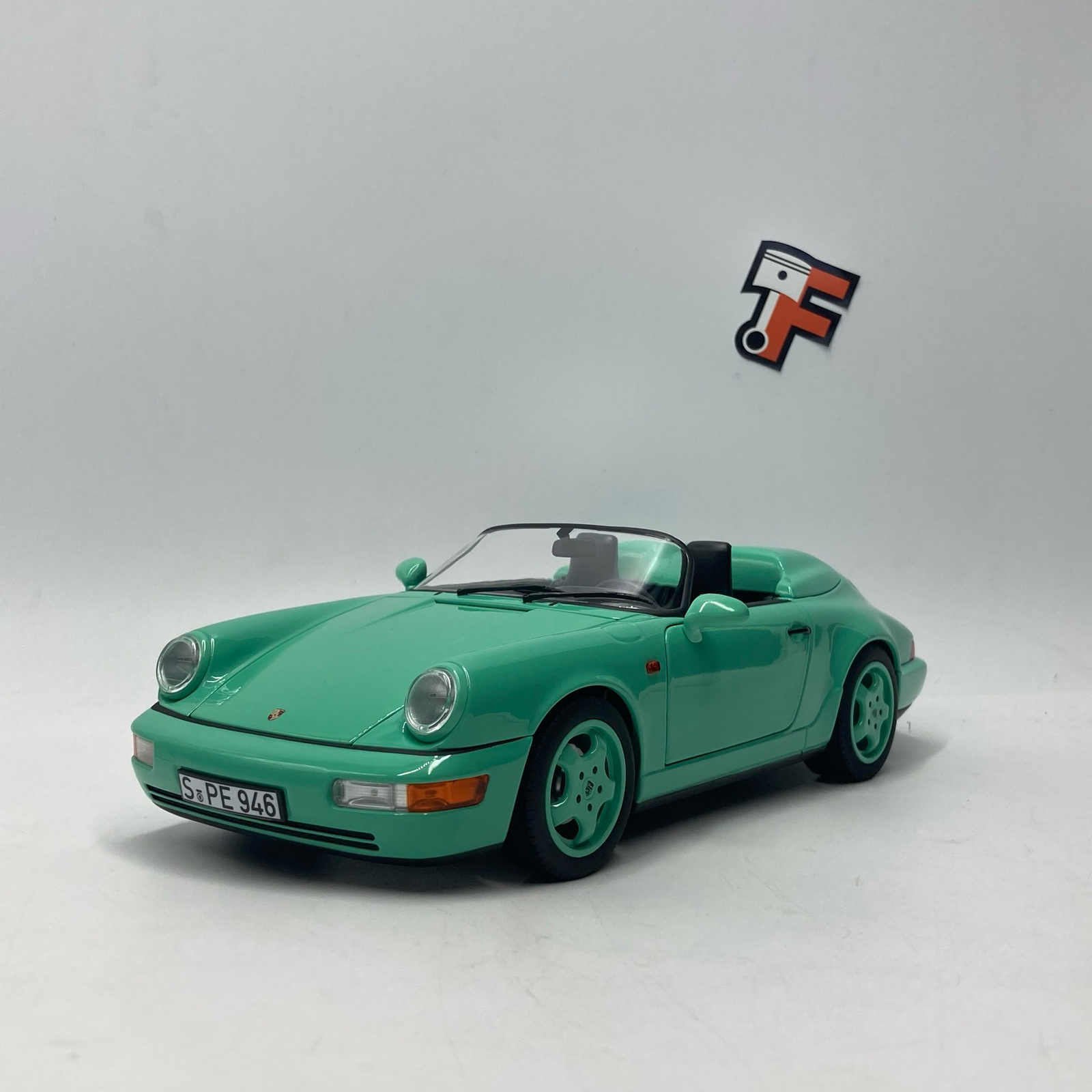 Porsche 911 964 Speedster Mint Green – Image 3