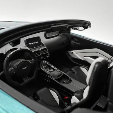 Aston Martin V12 Vantage Roadster Coupe 2023 Tayos Turquoise – Image 6