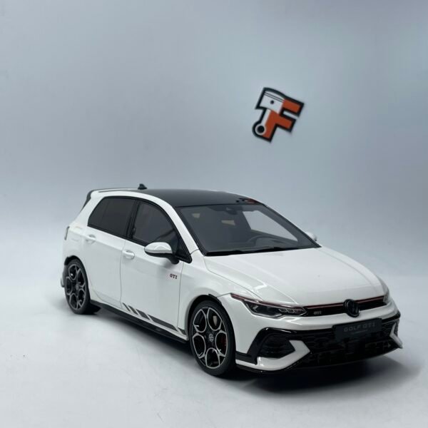 Miniature Volkswagen Golf GTI Clubsport Mk8 2024 Ottomobile 1/18 vendue en Suisse