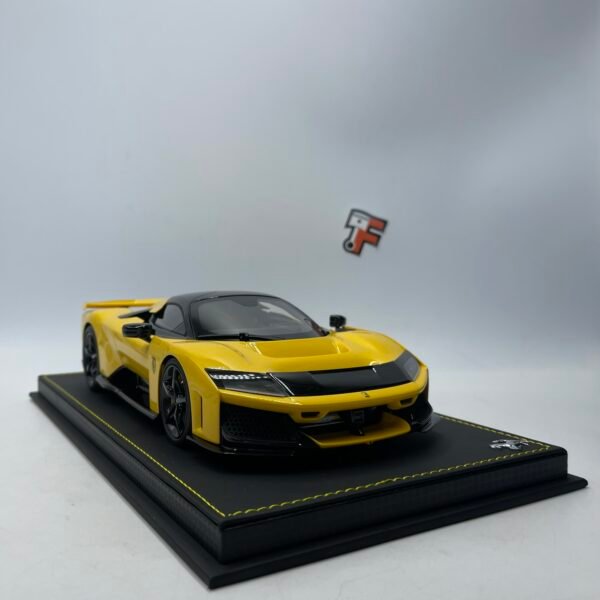 Miniature Ferrari F80 Giallo Modena Gloss Carbon BBR Models 1/18 limitée Suisse