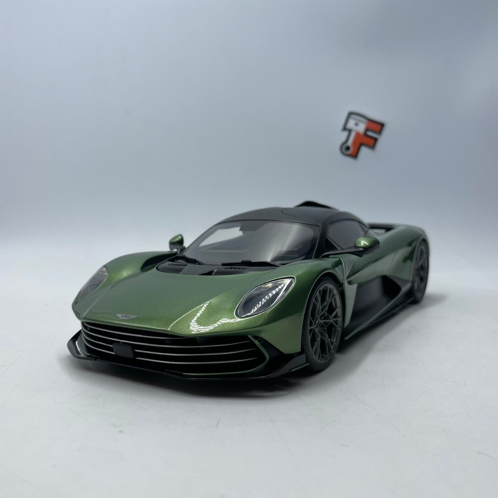 Aston Martin Valhalla 2025 Green – Image 3