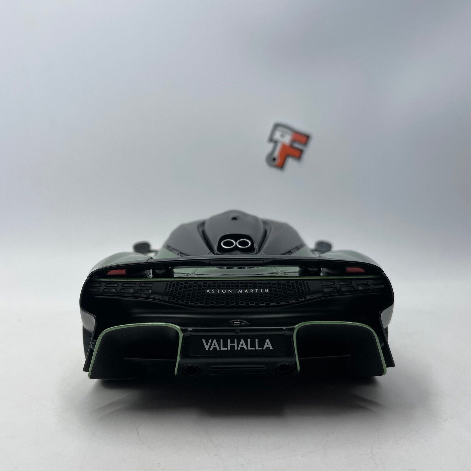 Aston Martin Valhalla 2025 Green – Image 6