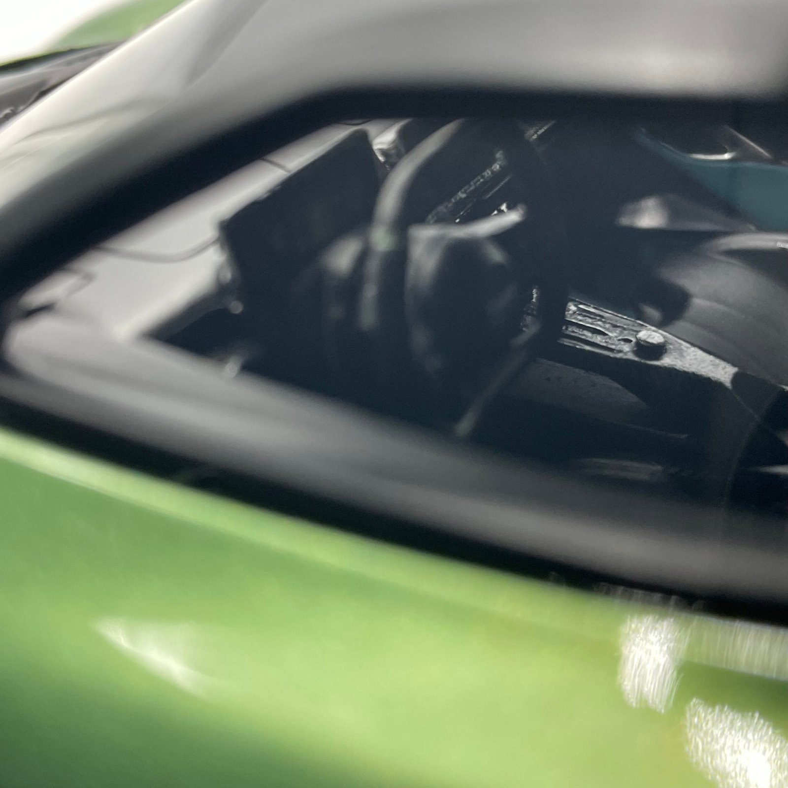 Aston Martin Valhalla 2025 Green – Image 9
