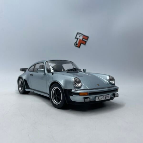 Miniature Porsche 911 Turbo 3.3 Type 930 1977 Silver KK Scale 1/18 vendue en Suisse.