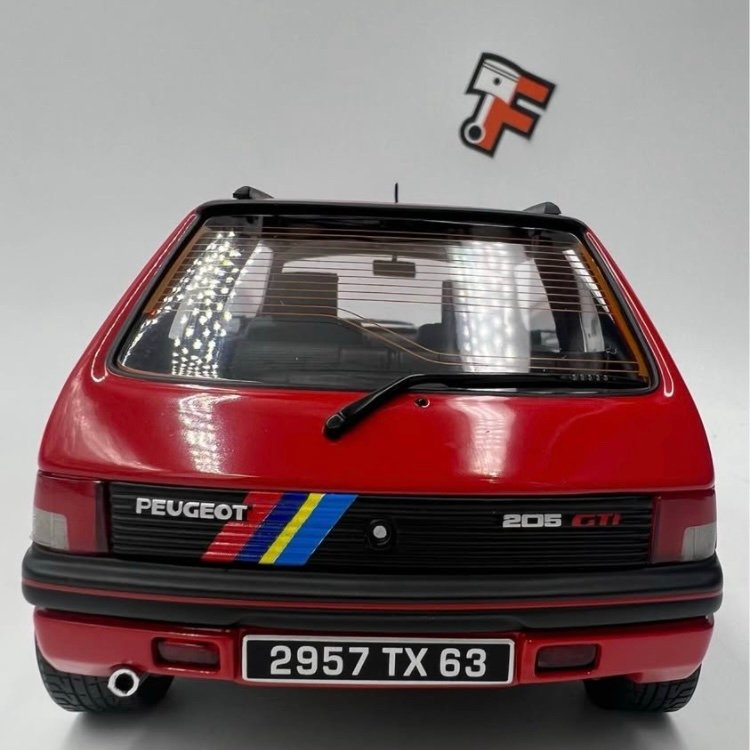 Peugeot 205 GTi 1.9 PTS deco 1991 Vallelunga Red – Image 5