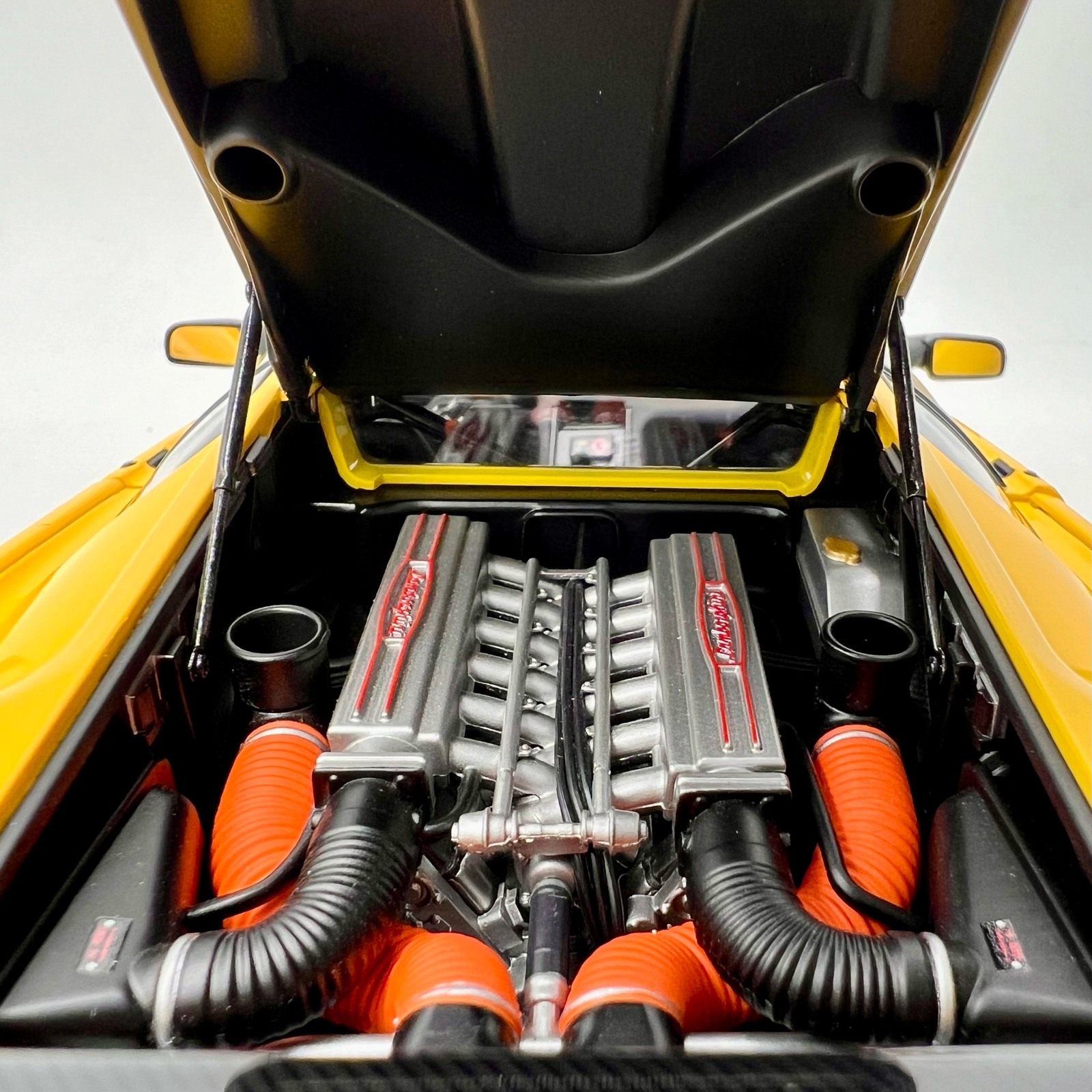 Lamborghini Diablo SV-R Superfly Yellow 1996 – Image 9