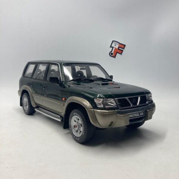 Miniature Nissan Patrol GR Y61 Basil Green Pearl 1998 OttOmobile 1/18 vendue en Suisse