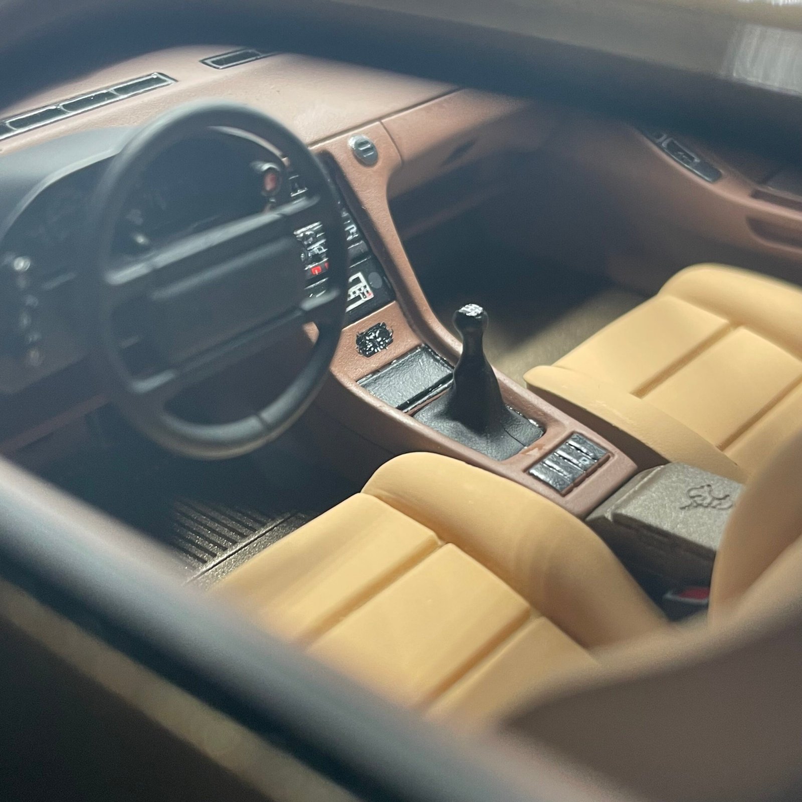 Porsche 928S 1981 Brown – Image 9