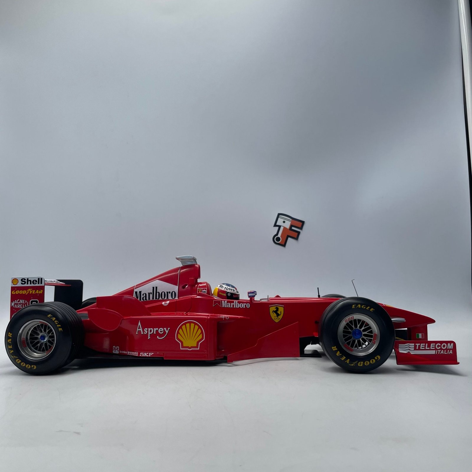 Ferrari F1 F300 GP Italy 1998 #3 Winner M.Schumacher 1/12 – Image 8