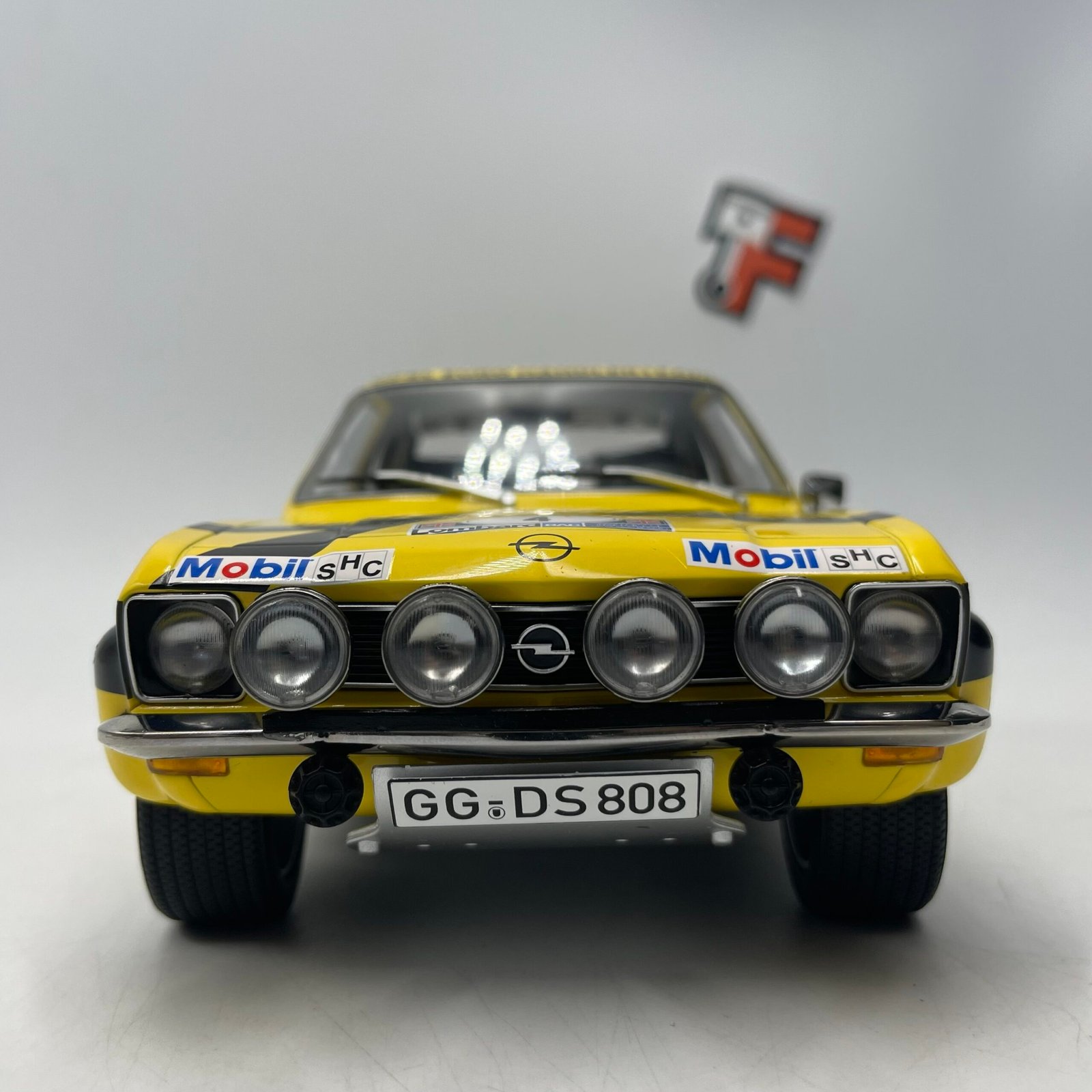 Opel Ascona 1.9 SR #4 RAC Rally 1974 Walter Röhrl / Jochen Berger – Image 2