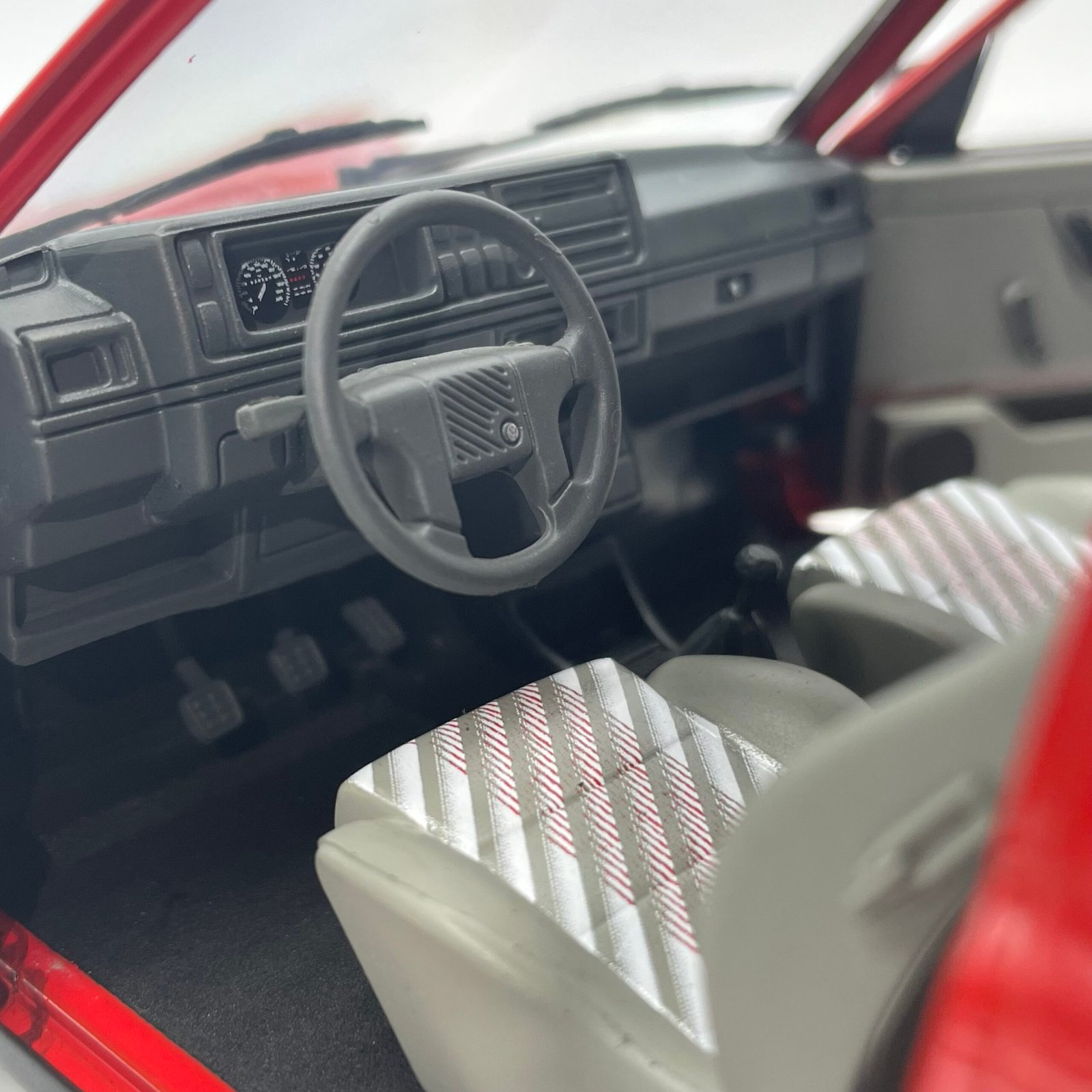 Volkswagen Golf 2 GTI G60 Mars Red 1989 – Image 9