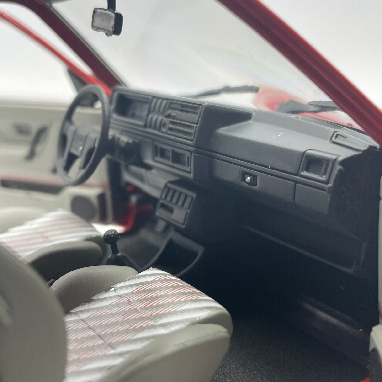 Volkswagen Golf 2 GTI G60 Mars Red 1989 – Image 10