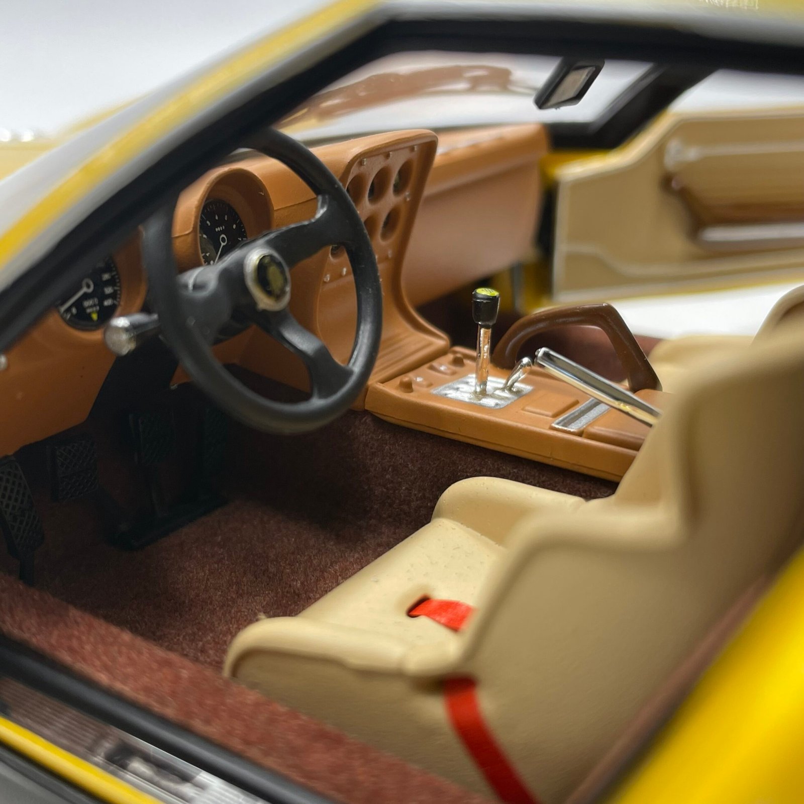 Lamborghini Miura SVR 1970 Yellow/Black – Image 9