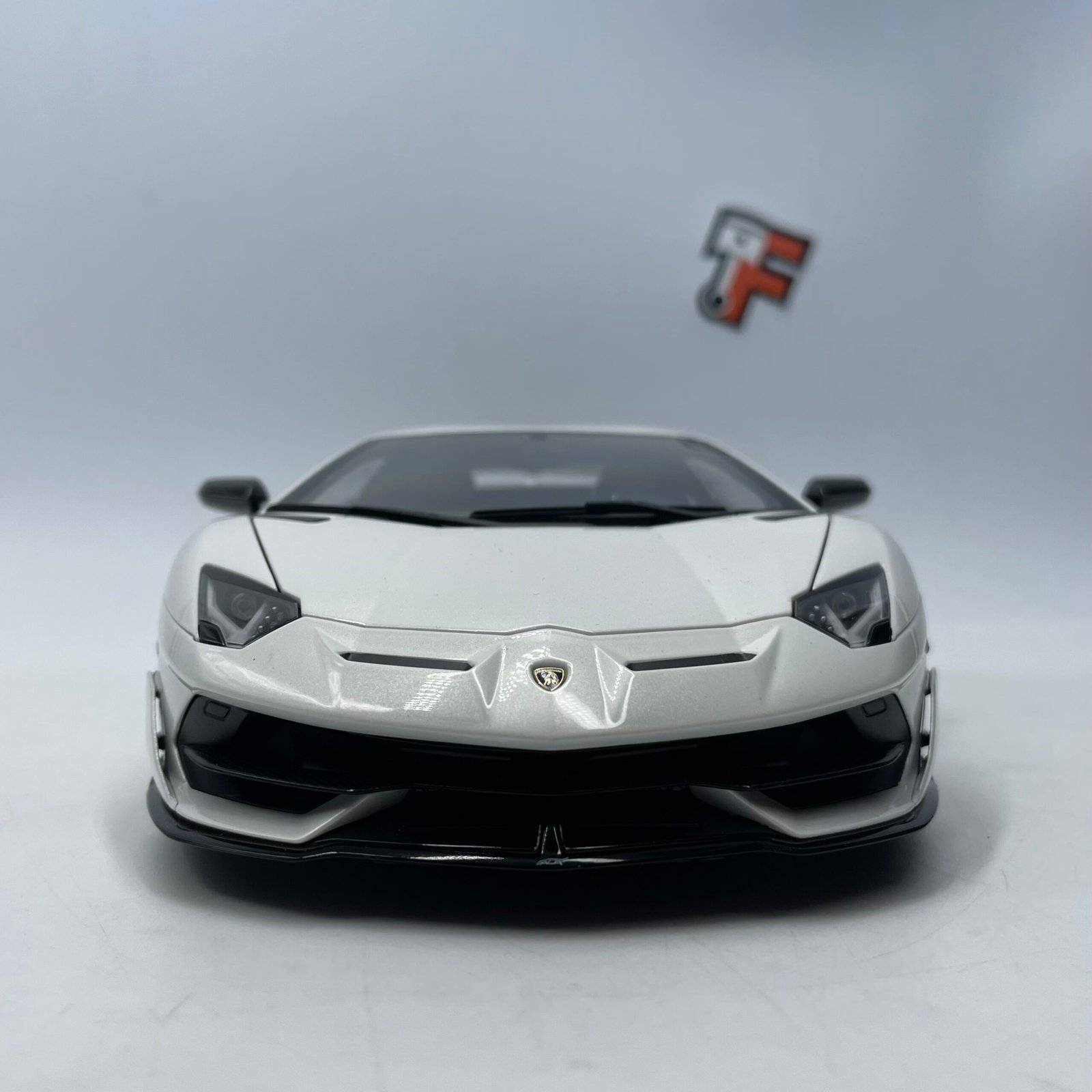 Lamborghini Aventador SVJ Bianco Asopo – Image 2