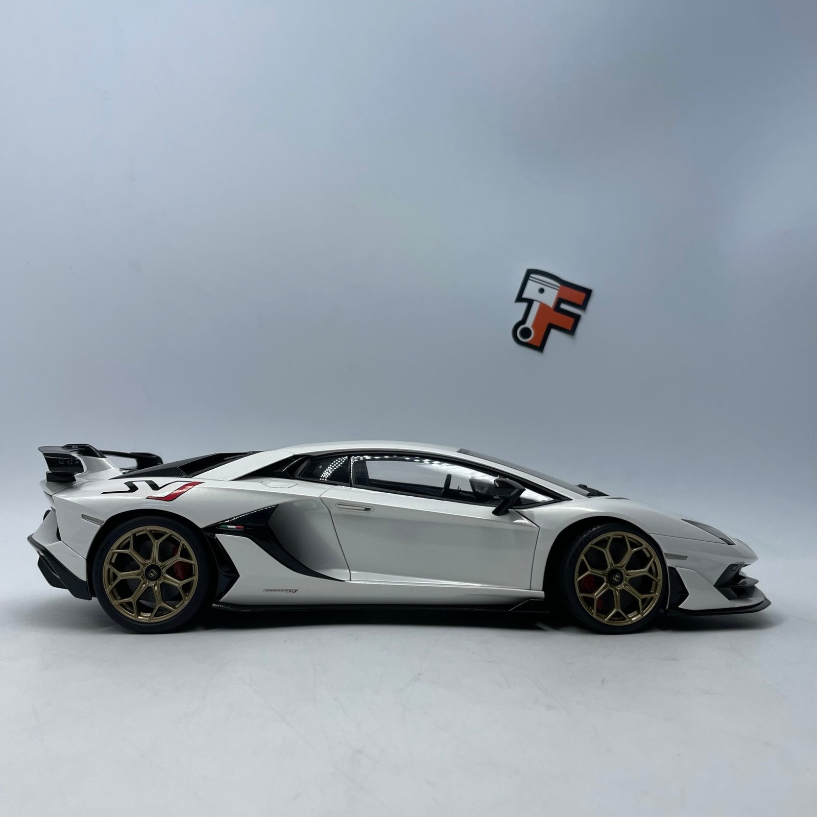 Lamborghini Aventador SVJ Bianco Asopo – Image 8