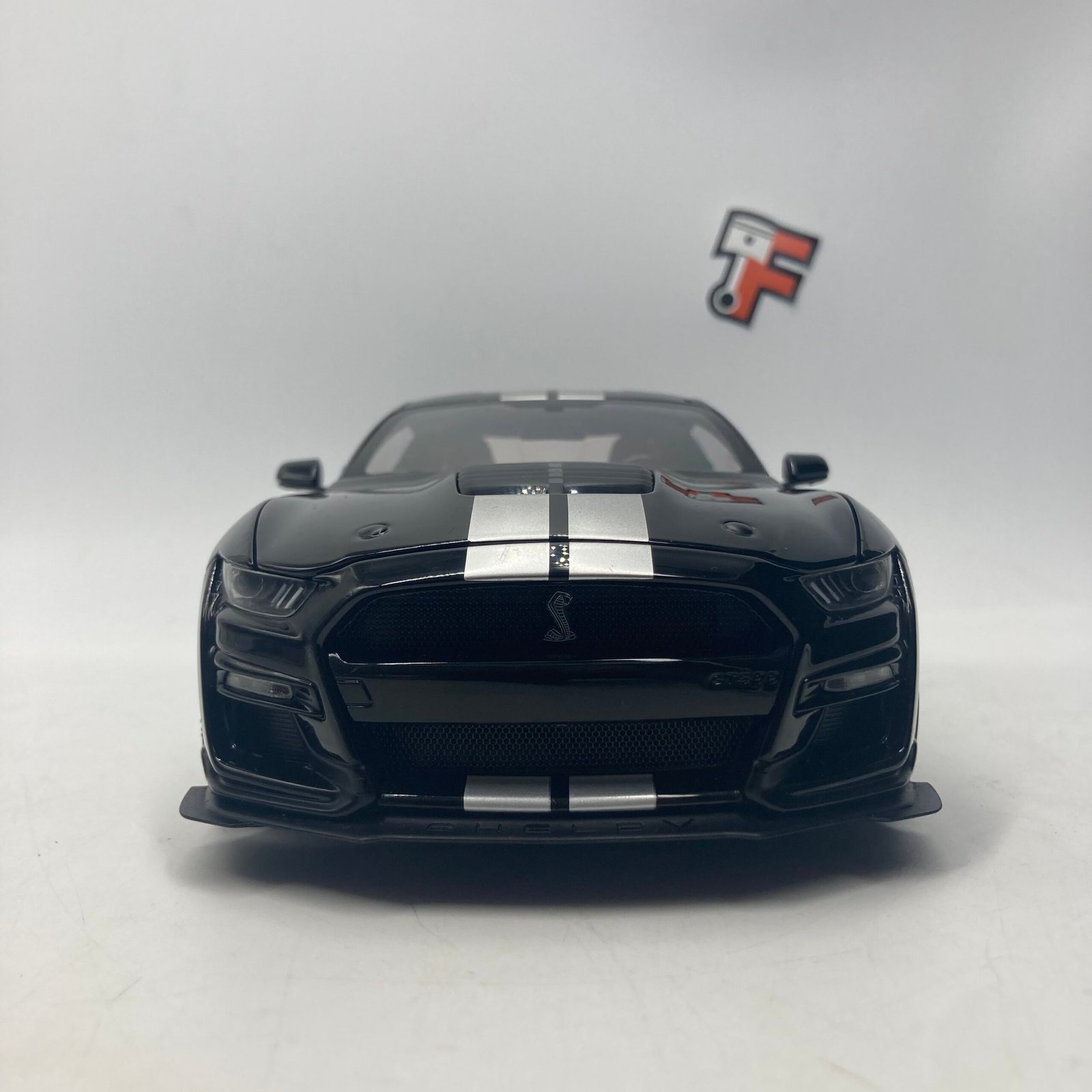 Ford Mustang Shelby GT500 Black 2022 – Image 2