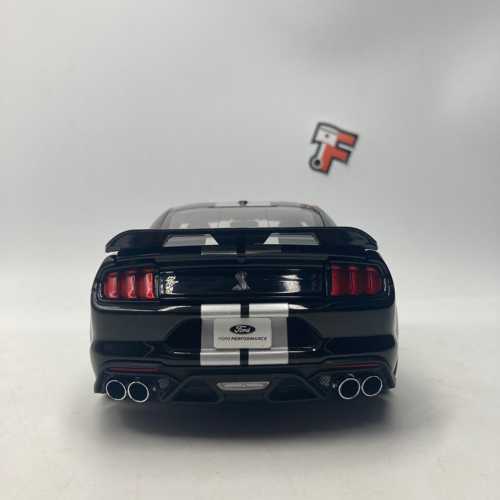 Ford Mustang Shelby GT500 Black 2022 – Image 6
