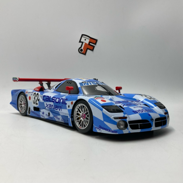 Miniature Nissan R390 GT1 #32 Le Mans 1998 GT Spirit 1/18 vendue en Suisse