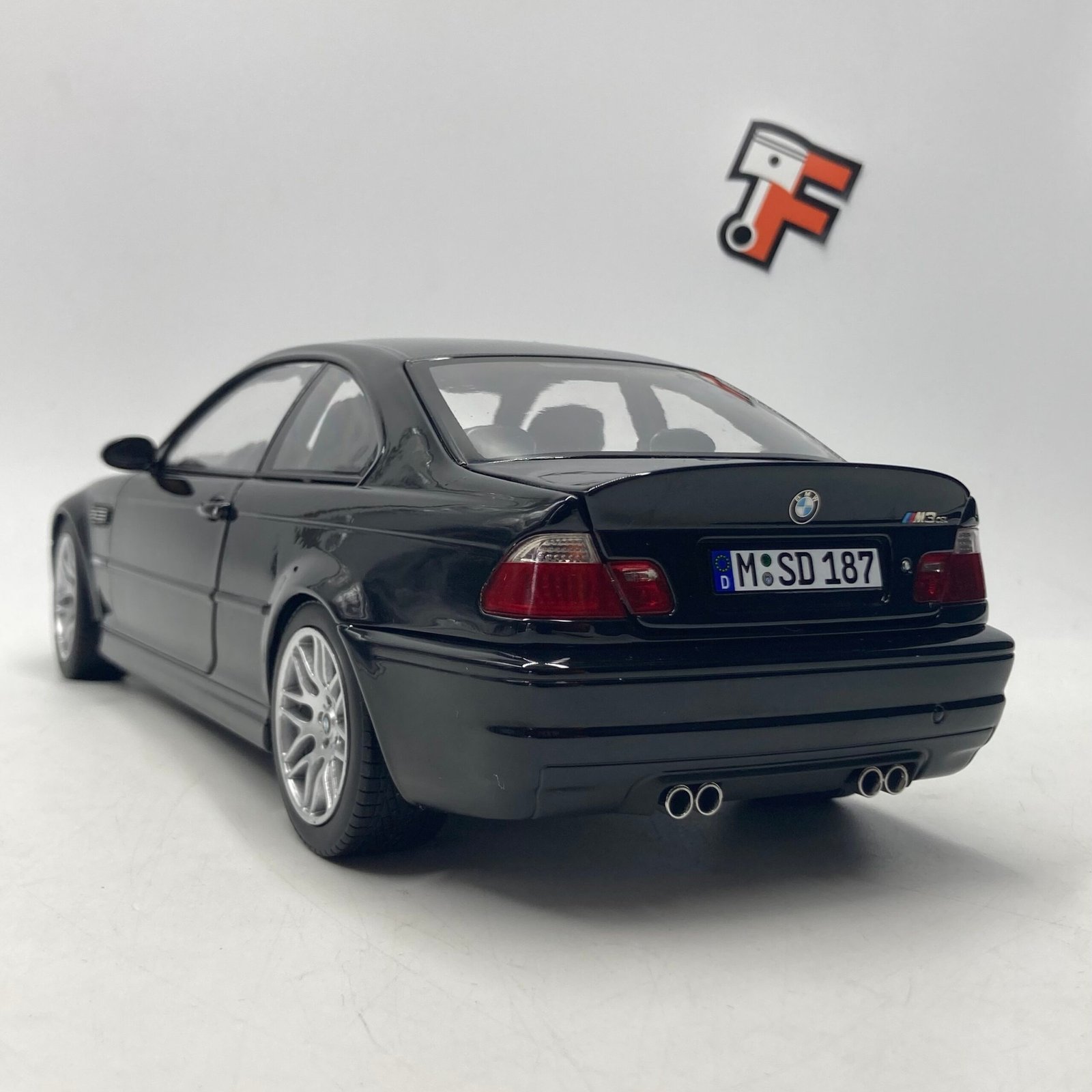 BMW M3 CSL E46 2003 Saphire Black – Image 5