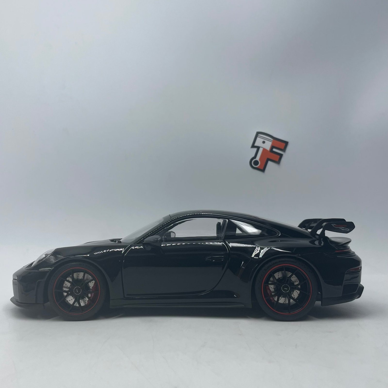Porsche 911 GT3 2025 Black – Image 4