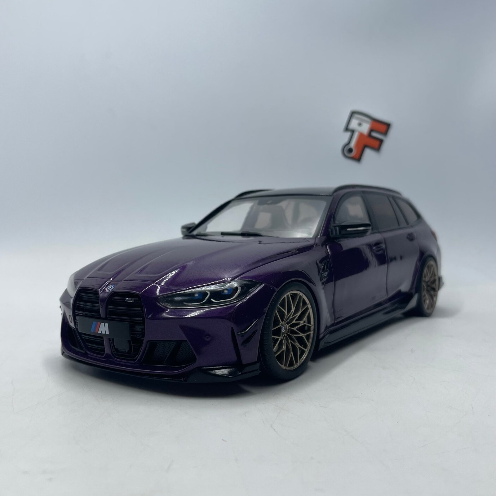 BMW M3 G81 Touring 2023 Purple – Image 3