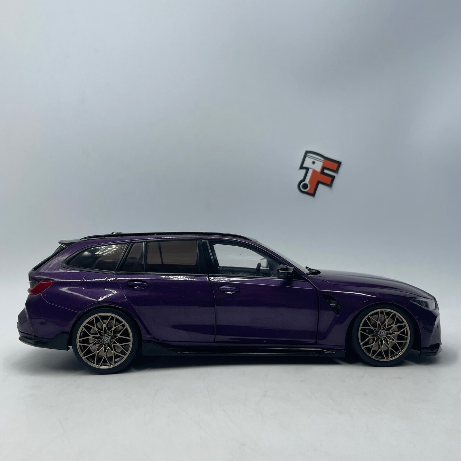 BMW M3 G81 Touring 2023 Purple – Image 8