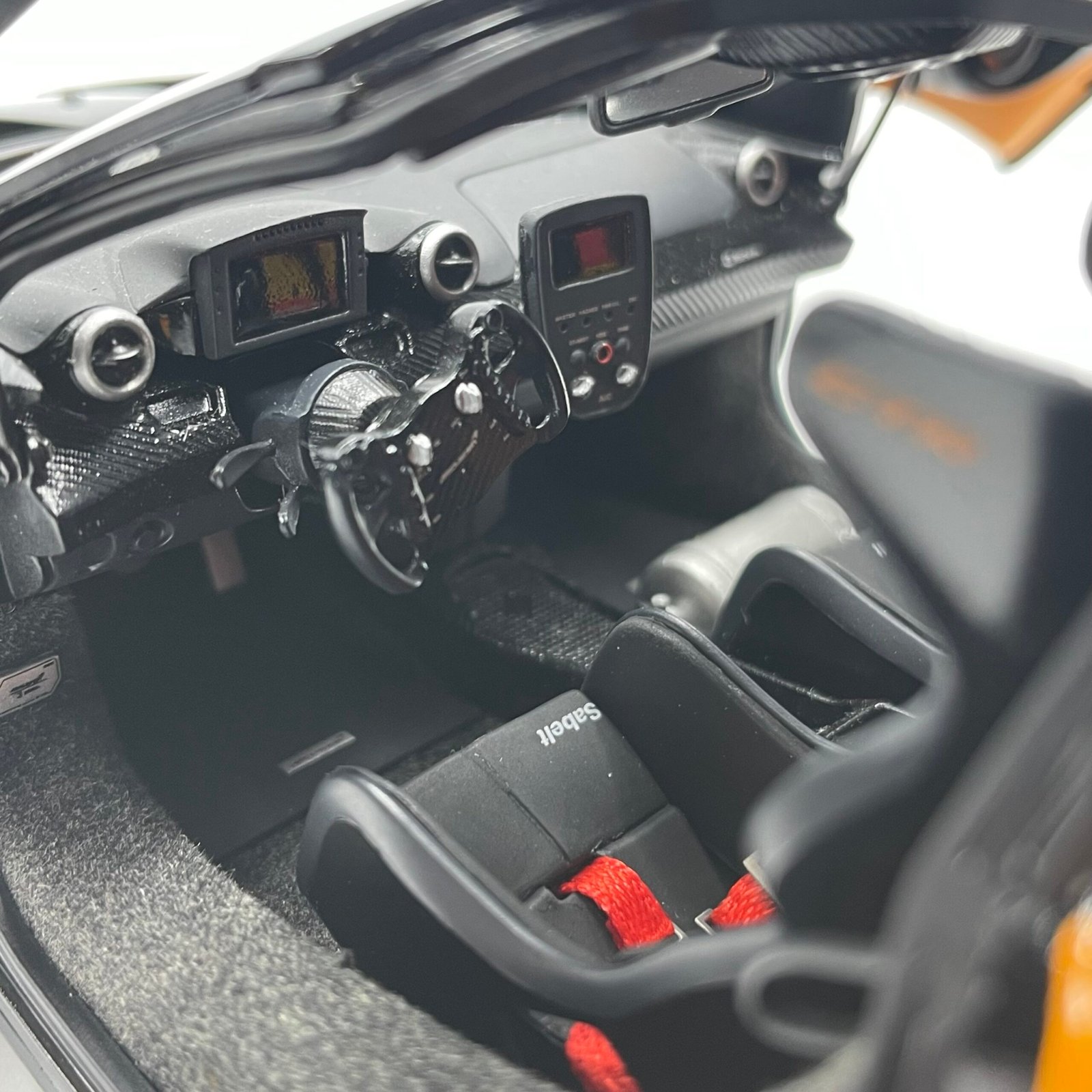 MCLAREN Senna GTR – Image 9