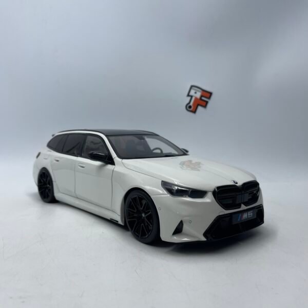 Miniature BMW M5 G99 Touring 2025 Alpinweiss Solido 1/18 vendue en Suisse